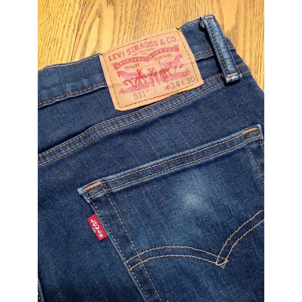 LEVI STRAUSS 511 Jeans Shorts Womens 34 X 30 BLUE Dark Preowned Frey Raw Hem ? - Picture 8 of 9